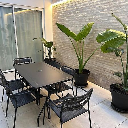 Precioso Apartamento Con Patio. Pyp Valencia Bagian luar foto