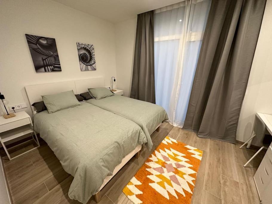 Precioso Apartamento Con Patio. Pyp Valencia Bagian luar foto