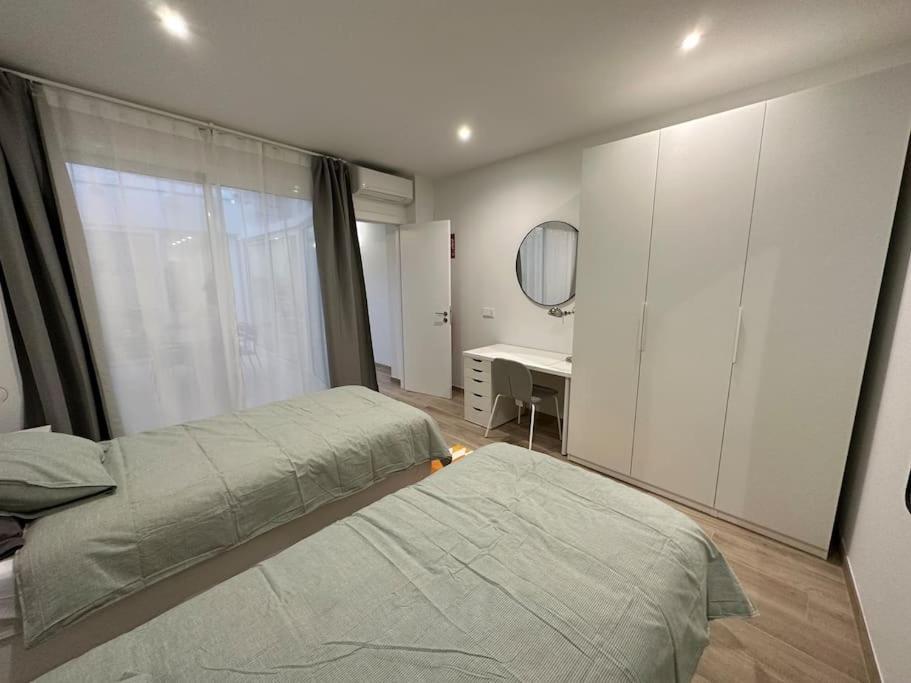 Precioso Apartamento Con Patio. Pyp Valencia Bagian luar foto